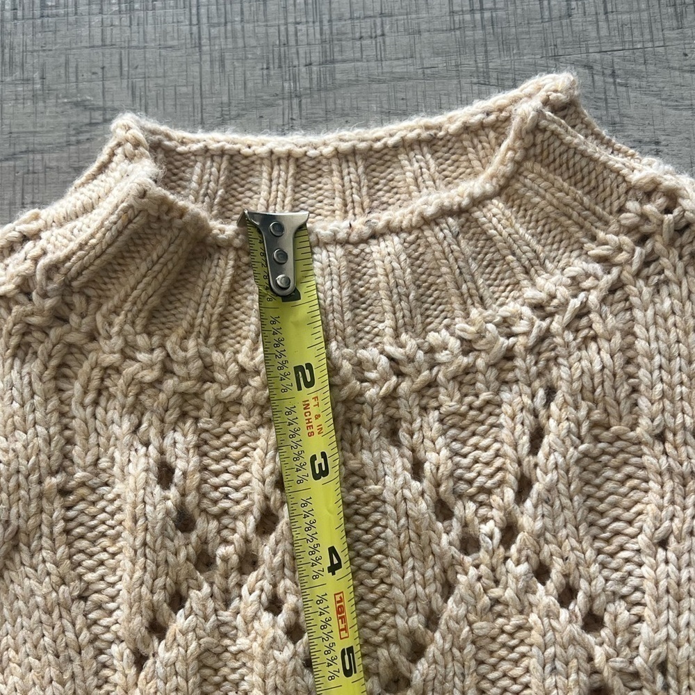 NWT Ana Beige Cable Knit Sleeveless Sweater Size Medium - Picture 11 of 12